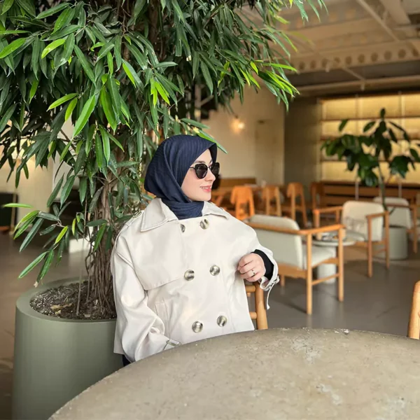 روسری وال نخ سورمه‌ای راه راه